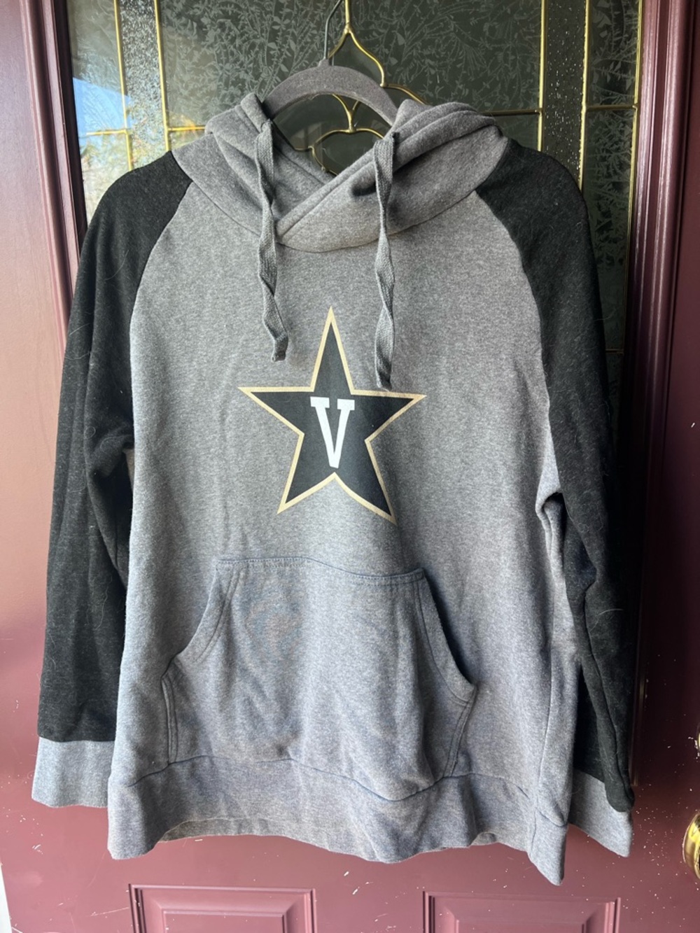Fanatics Gray and Black Vanderbilt Star Pullover Hoodie